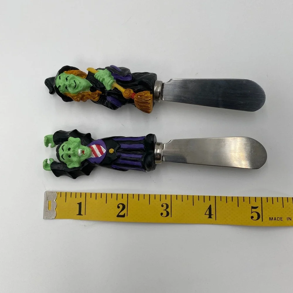 Boston Warehouse Halloween‎ Witch Vampire Cheese Spreaders Set 2 Stainless Steel